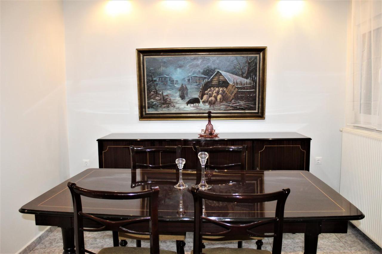 The Vacationer Apartment Агрия Екстериор снимка